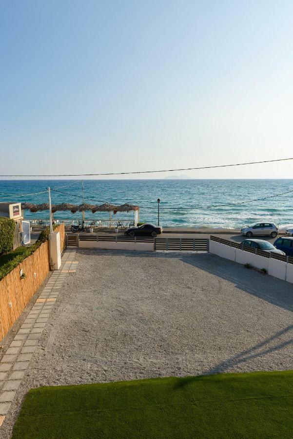 Coral Sea Studio Kokkinos Pirgos Exterior photo